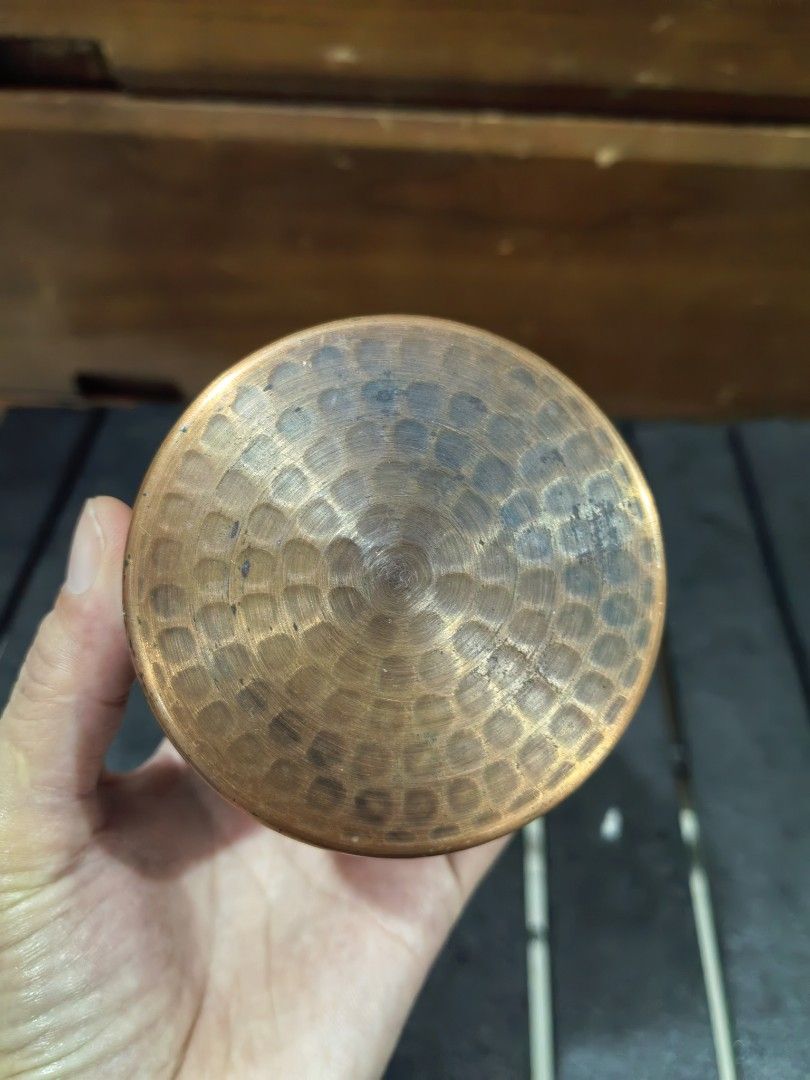 Traditional Japanese Hammered Copper Tea Caddy (Category: Coffee & Tea Tableware) located in Cebu City. Submitted by dudes_villanueva (Listing ID 1456253598, Image 3). Description: Traditional Japanese Hammered Copper Tea Caddy 📌 These metal canisters feature an extremely precise, airtight dual-lid construction designed to preserve the freshness, color, and delicate aroma of tea leaves by blocking out light, air, and moisture. 📌 The surface tex