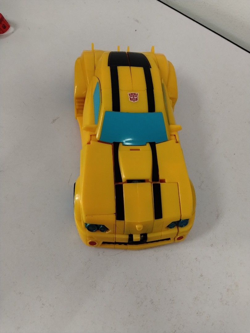 TRANSFORMERS-BUMBLEBEE (Category: Action & Battle Toys) located in Pontian. Submitted by mauliddin1609 (Listing ID 1456319320, Image 2). Description: TRANSFORMERS-TRANSFORMERS -ITEM LOOSE WITHOUT BOX -CONDITION 8/10 -PRICE RM30 -POSTAGE ADD RM10 SEMENANJUNG/ADD RM20 SABAH SARAWAK.
