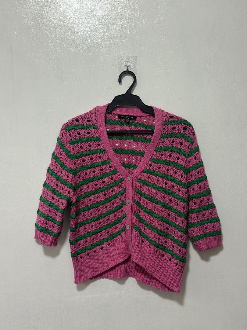 Unbranded striped open-knit cardigan (Category: Others Tops) located in San Simon. Submitted by katechicha96 (Listing ID 1456339583, Image 3). Description: .