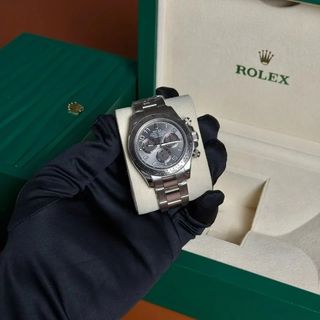 (Category: ) located in . Submitted by watchesbyalif (Listing ID 1456278220, Image 1). Description: .