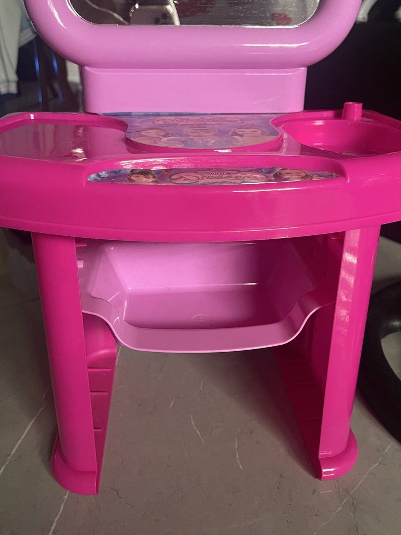Vanity Toy (Category: Kids Toys) located in Quezon City. Submitted by basicsandessentials (Listing ID 1456289232, Image 2). Description: -Princess themed vanity desk mirror -With light scratches on mirror -with accessories (randomly given) MOP:Bank transfer/ GCASH ❌No return, exchange or change of mind returns once item is shipped❌ .