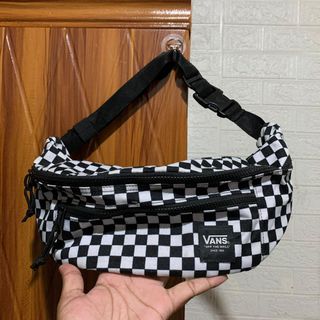 (Category: ) located in . Submitted by aquarius.00 (Listing ID 1456381080, Image 1). Description: .