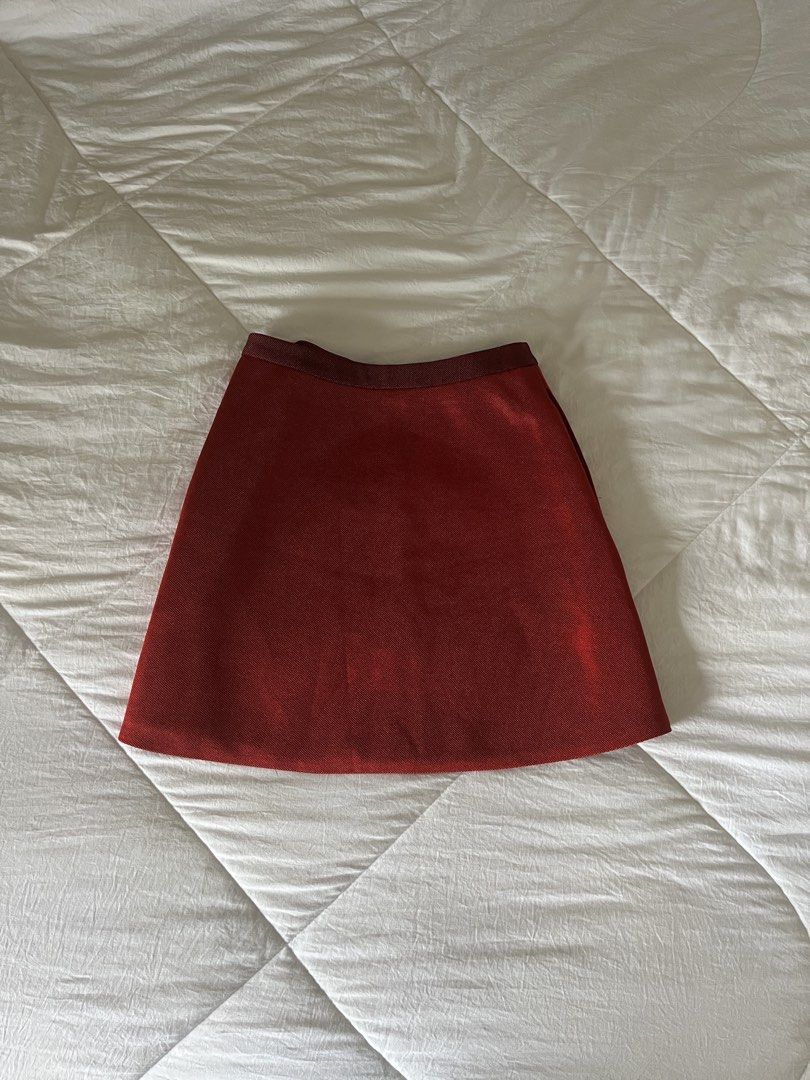 Vivienne Tam Red Silk Lined Mesh Mini Skirt (Category: Luxury Apparel) located in Muntinlupa City. Submitted by thevintageeditbyashley (Listing ID 1456345693, Image 3). Description: -Size is small, can fit waistline 25-26 -Authentic with complete tags -Editorial, Avant Garde, Runway, Jean Paul Gaultier, Archival, Miu Miu, Chanel, Dior, Gucci, YSL, Fendi, Alaia, Louis Vuitton, Rick Owens, Tom Ford, Shanghai Tang, Sue Wong, Anna Sui, Vivienne Westw
