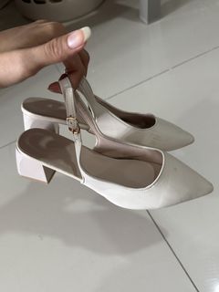 (Category: ) located in . Submitted by goddessfinds (Listing ID 1456261396, Image 1). Description: .