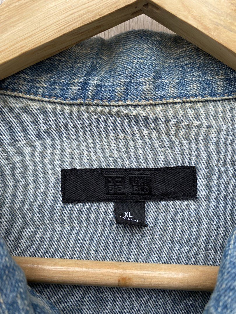 WOMENS UNIQLO DENIM TRUCKER JACKET (Category: Coats, Jackets and Outerwear) located in Bantayan. Submitted by resuscitate.ph (Listing ID 1456321457, Image 2). Description: UNIQLO WOMENS DENIM TRUCKER JACKET GOOD CONDITION NEED WASH .