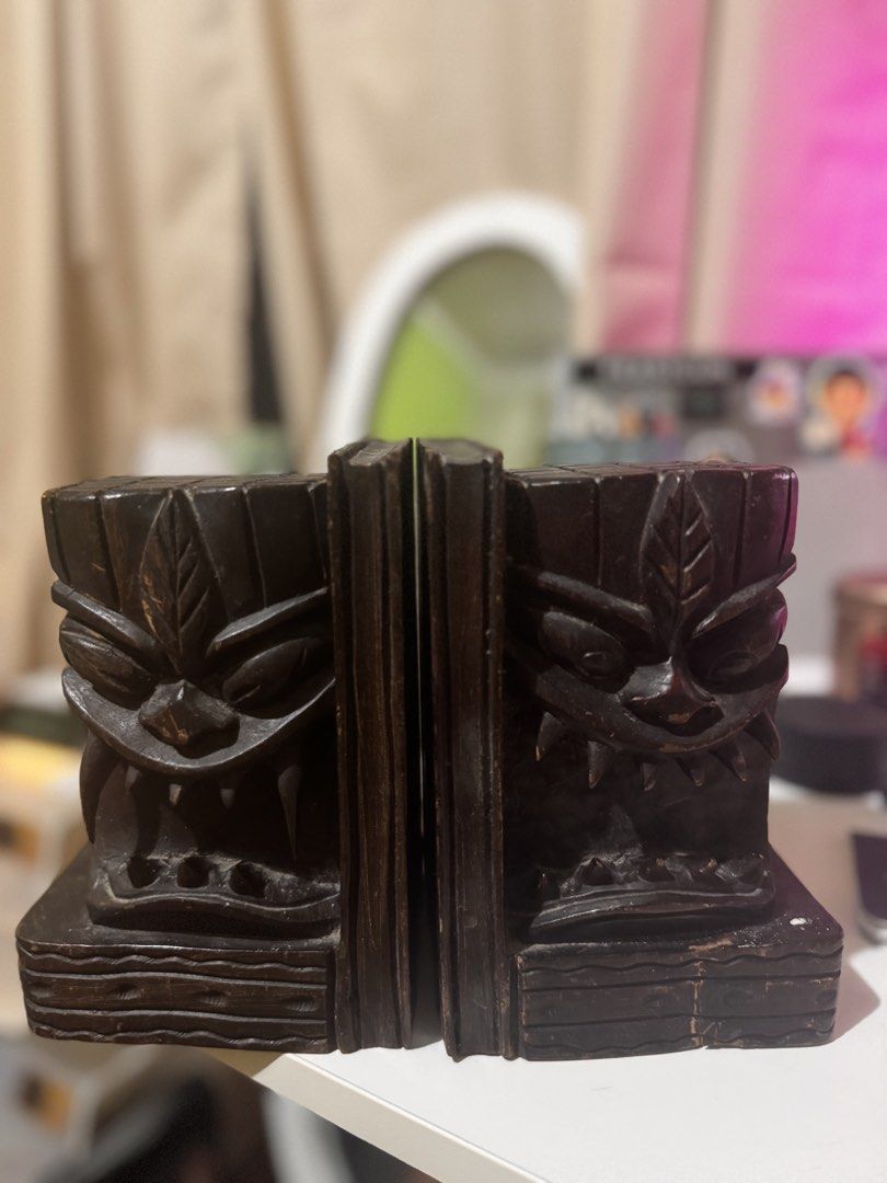 Wooden Book End (Category: Storage Boxes & Baskets) located in Caloocan City. Submitted by fashionrerunmnl (Listing ID 1456352488, Image 2). Description: Wooden Book End from Bagiuo Solid wood. Has chipped Varnish already faded.