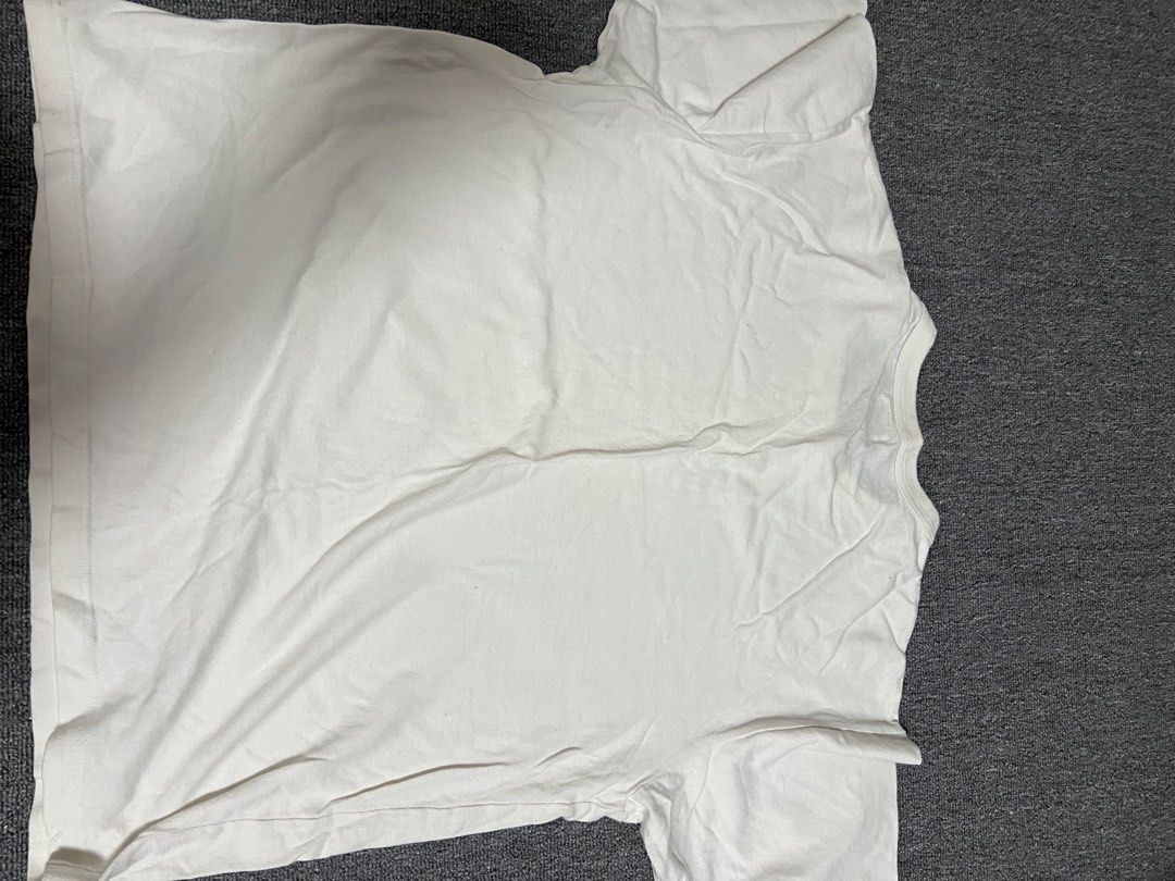 wtaps tee （分類：T-shirt、恤衫、有領衫）位於 Hong Kong。 由 maseason.forest 提交（商品編號 1456354213，圖片 2）。簡介： 絕版金標 9成新 已停用長時間 衣領黃要自行清潔 胸圍62cm 衣長70cm $500 SF到付優先🙏🙏。