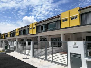 (Category: ) located in . Submitted by mudah1618578 (Listing ID 1456039516, Image 1). Description: .