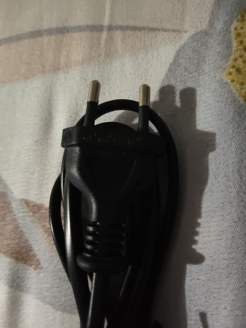 2x UNIRISE UE-200 Power Cables (Category: Cables & Adaptors) located in Pasig City. Submitted by jean_hernandez (Listing ID 1456517992, Image 3). Description: - Set of 2 black power cables - Features UNIRISE UE-200 plug - Ready for immediate use - Ideal replacement for old or lost cables - Feel free to ask questions!.
