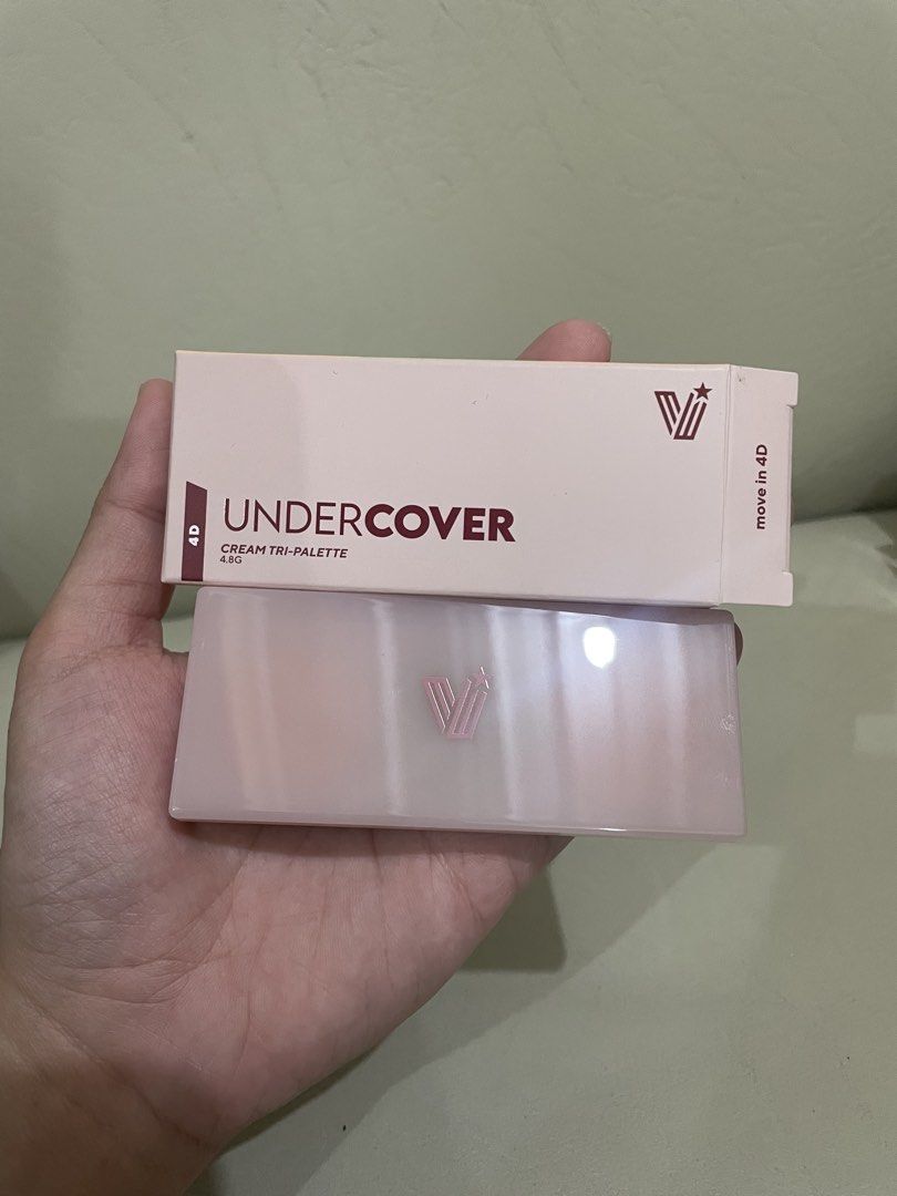 4D Undercover Cream Tri-Palette Corrector (Category: Makeup) located in Caloocan City. Submitted by stashforless (Listing ID 1456587842, Image 2). Description: - 4D Undercover Cream Tri-Palette Corrector - Cream formula - Palette size: 4.8g - Shades included: Medium Peach, Light Peach, Green - Perfect for correcting imperfections.