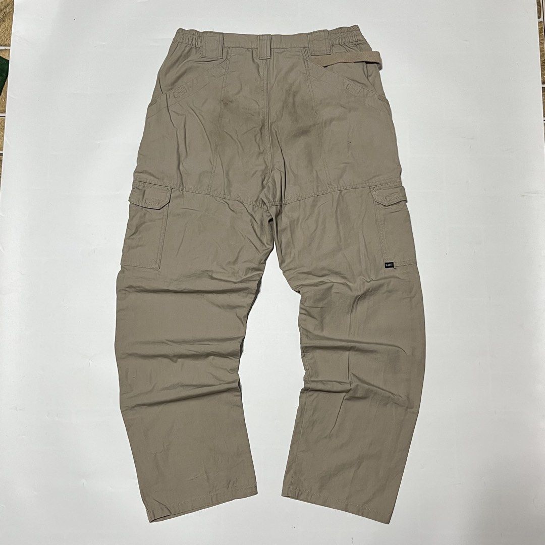 511 Tactical Cargo Pants (Category: Jeans) located in Bacoor. Submitted by ItsShoeGood (Listing ID 1456582211, Image 2). Description: Size 36/32 on tag 18 waist 41 length 9 leg opening 14 thigh.