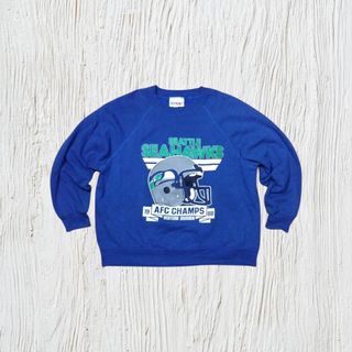 (Category: ) located in . Submitted by roadsidethriftstore (Listing ID 1456586235, Image 1). Description: .