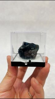 （分類：）位於 。 由 js_minerals_collection 提交（商品編號 1456472776，圖片 1）。簡介： 。