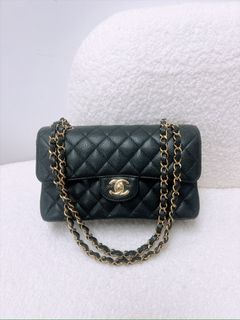 （分類：）位於 。 由 heras.luxury 提交（商品編號 1456485772，圖片 1）。簡介： 。