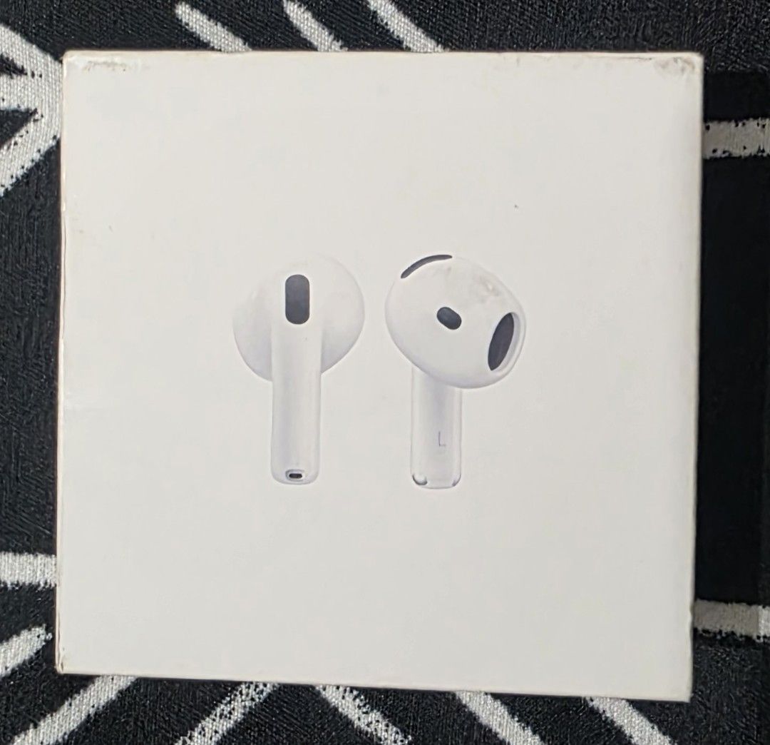 Apple AirPods 4 MXP63ZA/A (Category: Earphones) located in Iba. Submitted by ianbarrog30606 (Listing ID 1456472276, Image 2). Description: - Brand New Apple AirPods 4 (Not ANC) - Model: MXP63ZA/A - Price: P8500.00- Negotiable - Includes: 1 unit - Compatibility: USB-C - Original packaging included - Contact number: 09157098250.