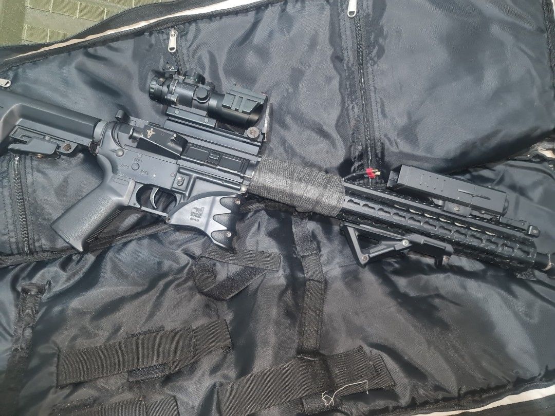 AR-15 Style Airsoft Rifle with Accessories (Category: Other Sports Equipment and Supplies) located in Caloocan City. Submitted by tacticaltoyguns (Listing ID 1456477837, Image 2). Description: E&C Ar15 upgraded lvl1.5 500 to 520fps Comes with Acog x4 scope Battery case Foregrip Mag grip And 1 mag 25k.