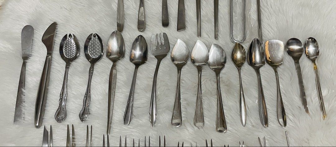 Assorted flatware bundle 3 (Category: Dinnerware & Cutlery) located in Quezon City. Submitted by sissymissy1527 (Listing ID 1456539785, Image 3). Description: Take all only.