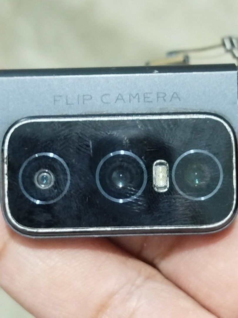 ASUS zenfone Flip Camera Module 64MP Quad Bayer Ultrawide Telescope (Category: Other Gadgets) located in Subic. Submitted by regiedaniel01 (Listing ID 1456430530, Image 1). Description: - ASUS ROG Phone Flip Camera Module - 64MP Quad Bayer setup - Includes Ultrawide and Telescope lenses - Complete flip camera assembly - Perfect for repairs or upgrades - Feel free to ask any questions!.