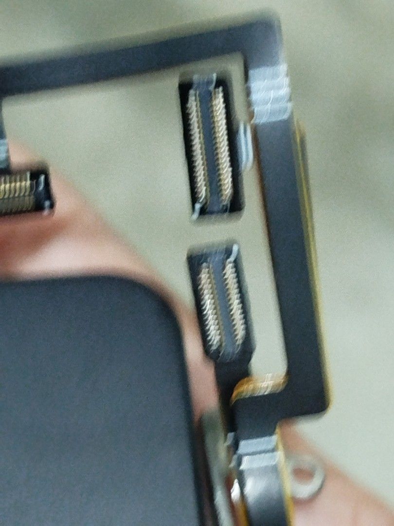 ASUS zenfone Flip Camera Module 64MP Quad Bayer Ultrawide Telescope (Category: Other Gadgets) located in Subic. Submitted by regiedaniel01 (Listing ID 1456430530, Image 3). Description: - ASUS ROG Phone Flip Camera Module - 64MP Quad Bayer setup - Includes Ultrawide and Telescope lenses - Complete flip camera assembly - Perfect for repairs or upgrades - Feel free to ask any questions!.