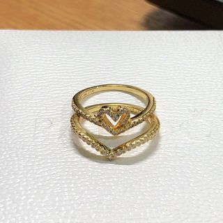 (Category: ) located in . Submitted by daintyjewels (Listing ID 1456472735, Image 1). Description: .