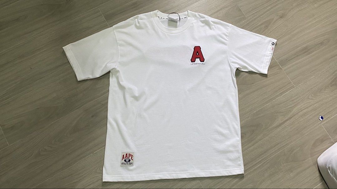 BAPE AAPE SHIRT AAPEUNVS ORIGINAL (Category: Tshirts & Polo Shirts ) located in Subic. Submitted by danji_agomi (Listing ID 1456476406, Image 2). Description: Gcash payment method.