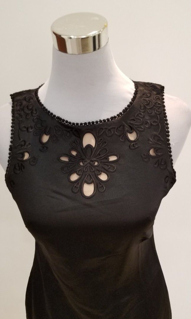 bcbg black sleeveless silk dress (Category: Dresses) located in Quezon City. Submitted by krista_closet (Listing ID 228767582, Image 2). Description: note: the dress isn't backless... too tight for the mannequin 😊.