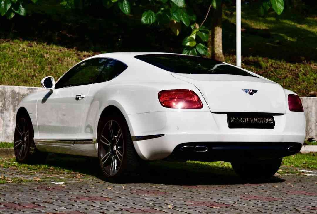 Bentley Continental GT 4.0 V8 (A) (Category: Used Cars) located in Singapore. Submitted by monstermotors. (Listing ID 1456468995, Image 3). Description: Almost Flawless Interior Unit With Two Tone Leathers And Embroidered Bentley Logo. Unlike Usual Specs And Colourway. This Offers The Best Combination For True Luxury And Class. Nothing Beats The Raw Sounding V8. Owner Is Man Of Stature And Never Stinged On Maintenance. Serviced And Groom On Habit