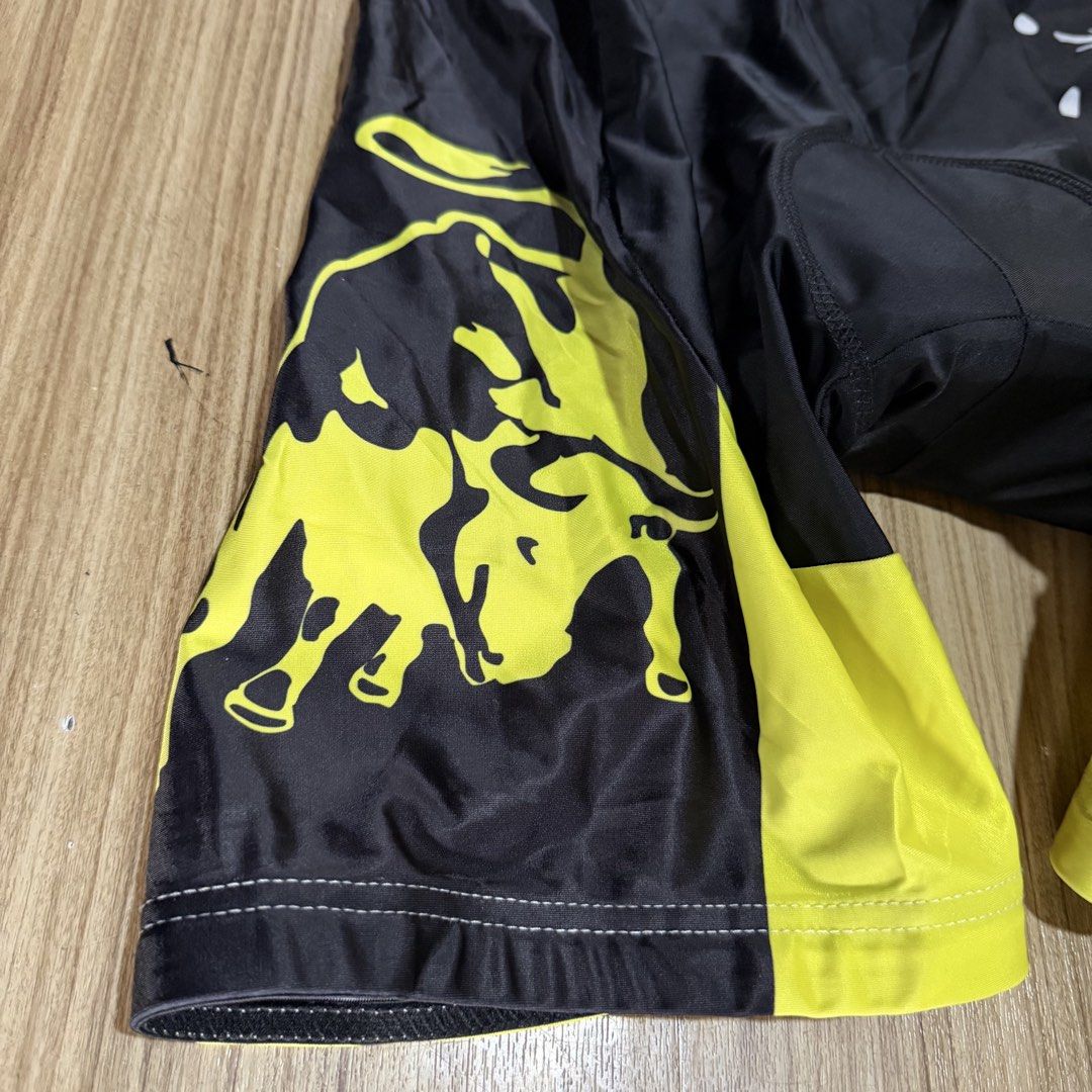 Bianchi Cycling Bib Suit (Category: Bicycles) located in Davao. Submitted by ckkb1821 (Listing ID 1456426974, Image 3). Description: Bianchi Mens Black Yellow Cycling Suit Lamborghini Rare Design Large to XL fit Excellent condition, no issue ₱999 only +sf .