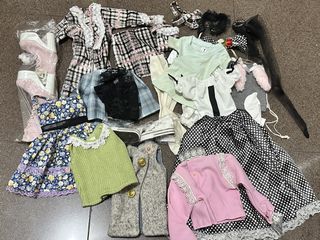 (Category: ) located in . Submitted by dollyfinds (Listing ID 1456485768, Image 1). Description: .