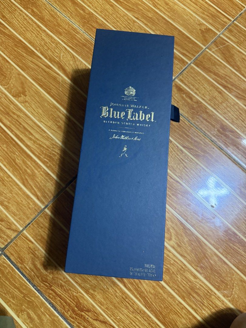 Blue label Johny Walker (Category: Beverages) located in Manila. Submitted by justarkives (Listing ID 1456512696, Image 3). Description: This is new and sealed not been open.
