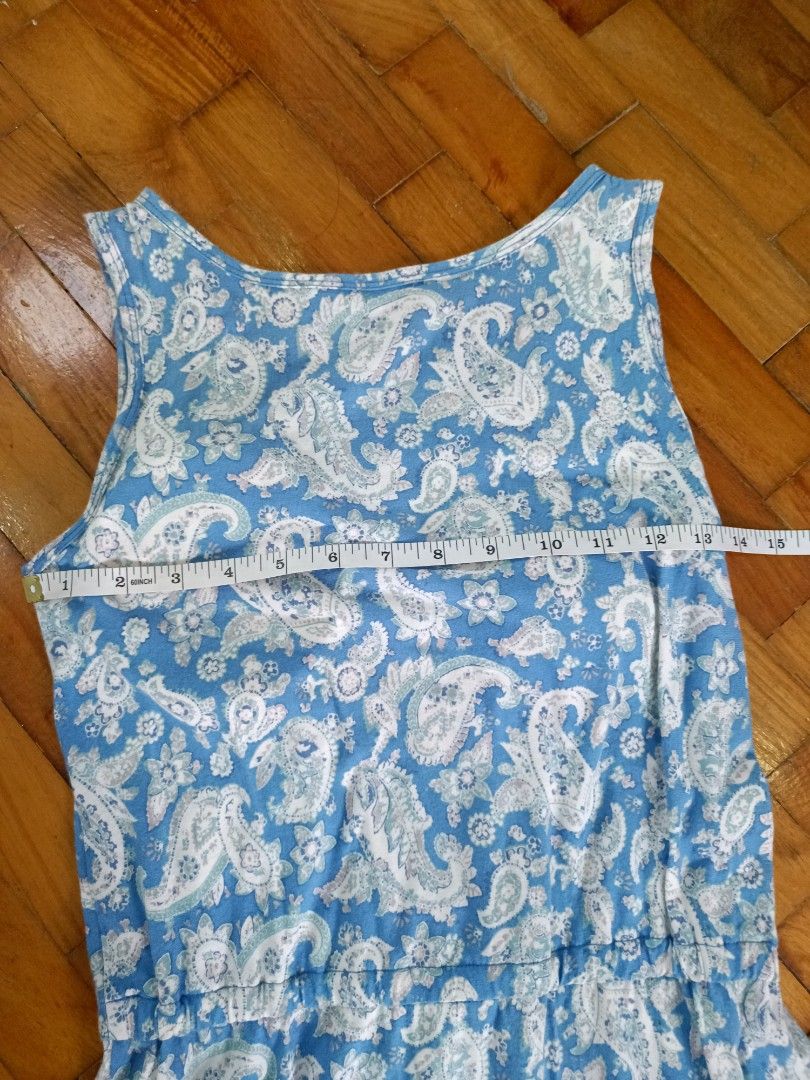 Blue Paisley Print Maxi Dress (Category: Dresses) located in Quezon City. Submitted by cheecharon (Listing ID 1456433252, Image 2). Description: - Light blue maxi dress - White paisley print - Elasticated waist for comfort - With inner pads - Ideal for casual outings or beach days - Easy to wear and style.