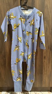 (Category: ) located in . Submitted by mek.preloved (Listing ID 1456581712, Image 1). Description: .