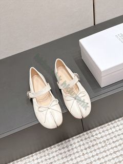 （分類：）位於 。 由 hkluxehk 提交（商品編號 1456539516，圖片 1）。簡介： 。