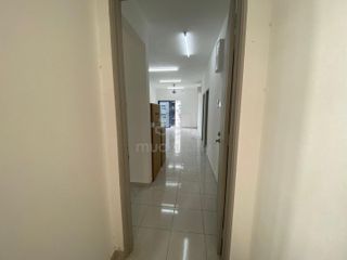 (Category: ) located in . Submitted by mudah949530 (Listing ID 1456042787, Image 1). Description: .
