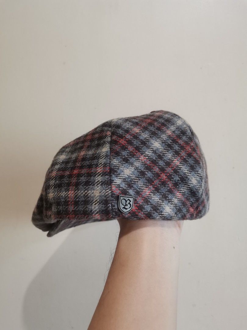Brixton hooligan plaid beret (Category: Caps & Hats) located in Davao. Submitted by marcio17 (Listing ID 1456464394, Image 2). Description: Excellent condition 30% wool 70% polyester Need wash only Large size 500 freeshipping only.