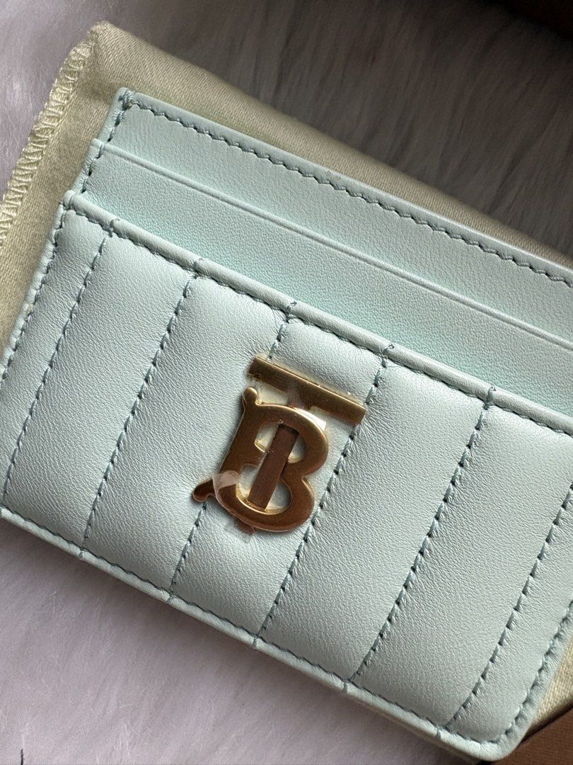 Burberry Card Holder (Category: Luxury Bags & Wallets) located in Quezon City. Submitted by kaaat15 (Listing ID 1456562602, Image 2). Description: .