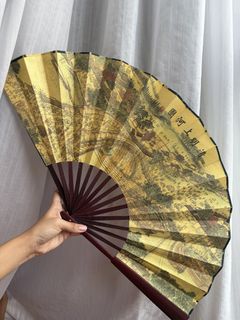 (Category: ) located in . Submitted by lilliess.closet (Listing ID 1456504942, Image 1). Description: .