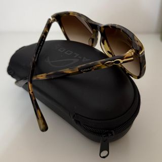 (Category: ) located in . Submitted by her-preloved-finds (Listing ID 1456502585, Image 1). Description: .