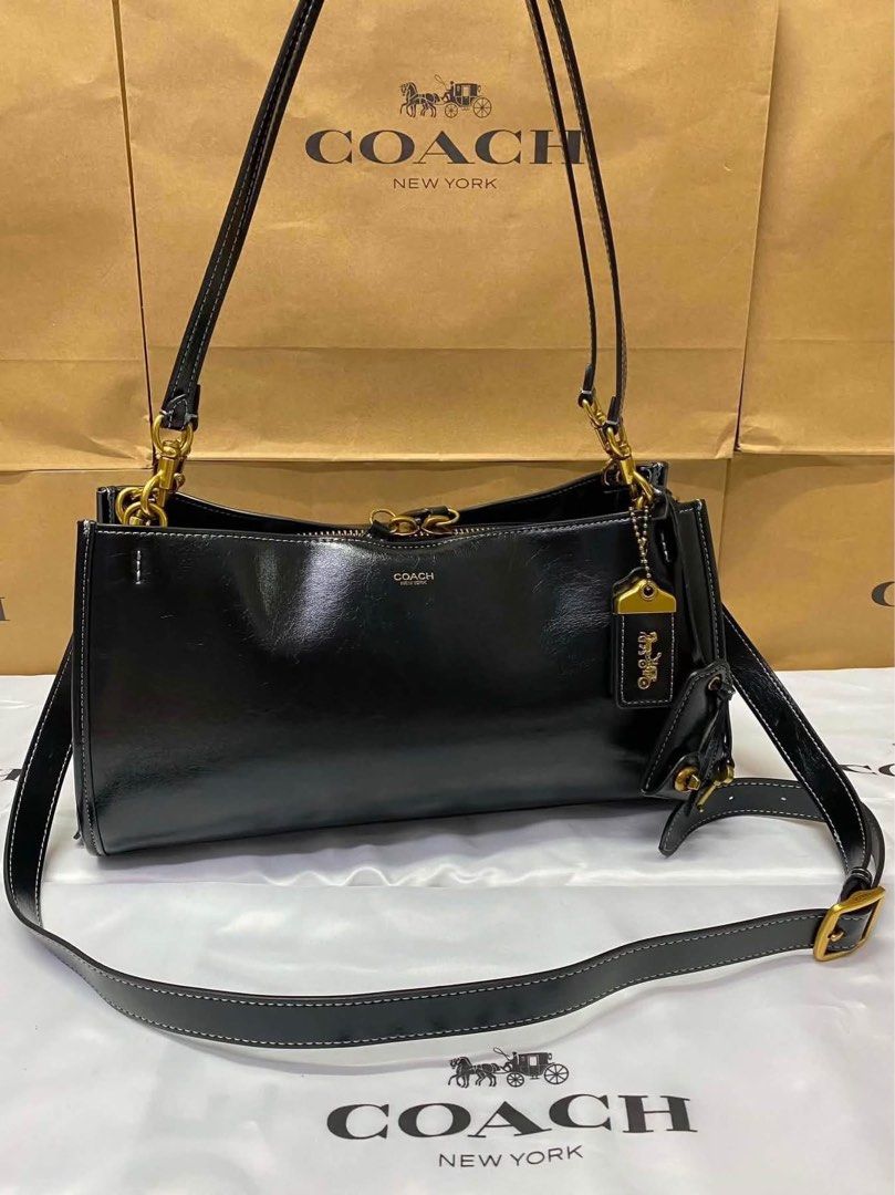Coach Rogue 34 (Category: Shoulder Bags) located in Binan City. Submitted by pinkykeenshop (Listing ID 1456567702, Image 1). Description: .