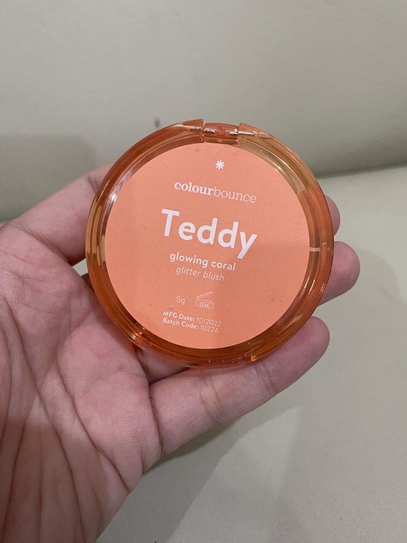 Colourette Teddy Glowing Coral Shimmer Blush (Category: Makeup) located in Caloocan City. Submitted by stashforless (Listing ID 1456586533, Image 2). Description: - Colourette Cosmetics Teddy Blush - Shade: Glowing Coral with Glitter - Size: 5g .