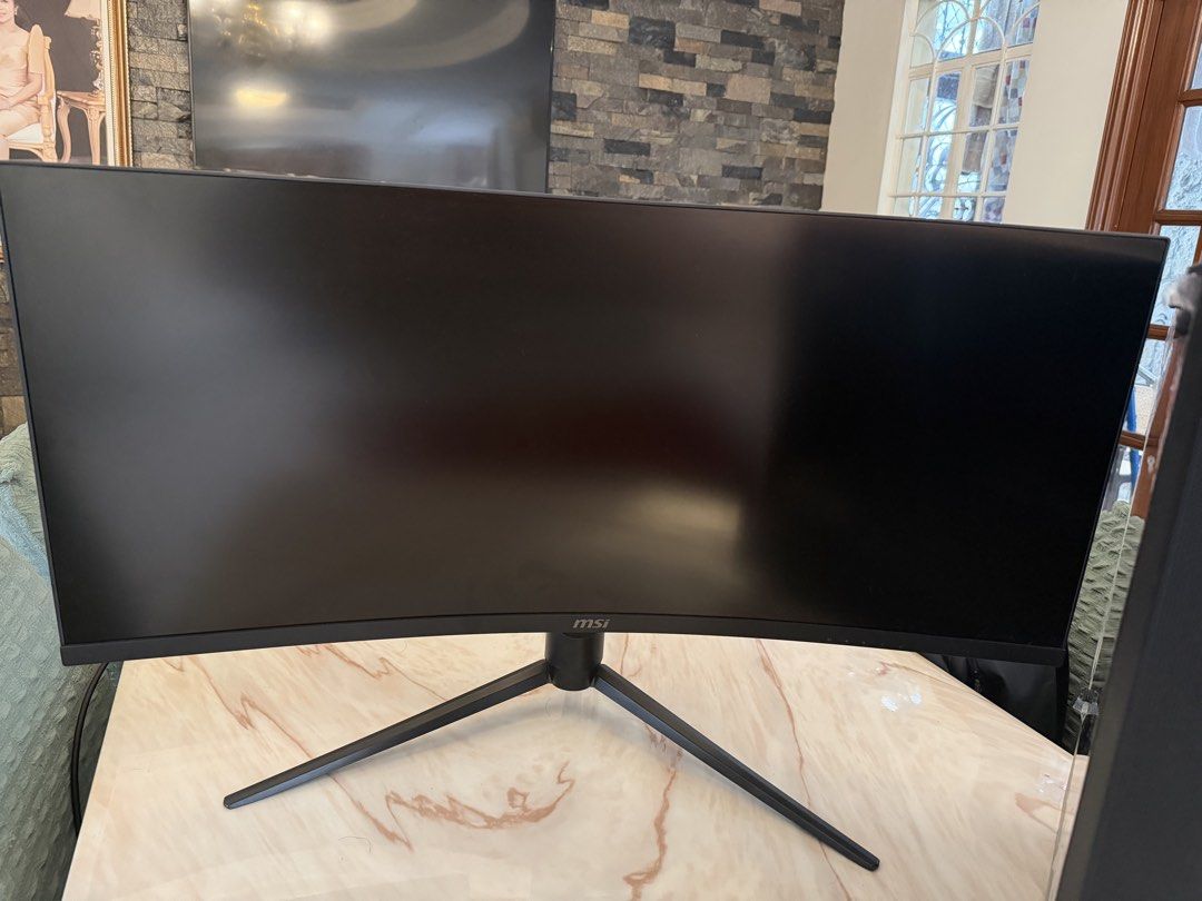 Computer Set (Category: Desktops) located in San Pedro. Submitted by olivarezgeorgina (Listing ID 1456433145, Image 3). Description: MSI GeForce RTX good condition.