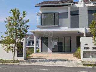 (Category: ) located in . Submitted by mudah151332 (Listing ID 1456041643, Image 1). Description: .