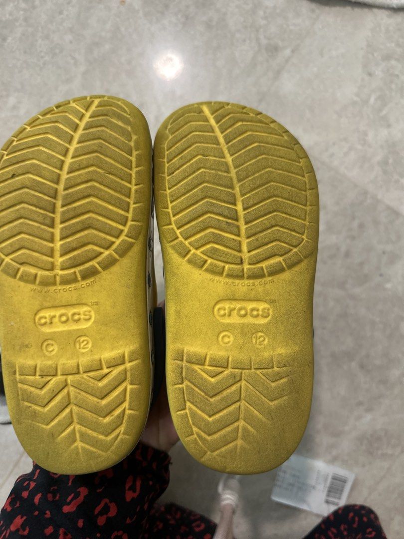 Crocs (Category: Babies & Kids Fashion) located in Singapore. Submitted by yannemma (Listing ID 1456428039, Image 3). Description: Crocs with Minions printed.
