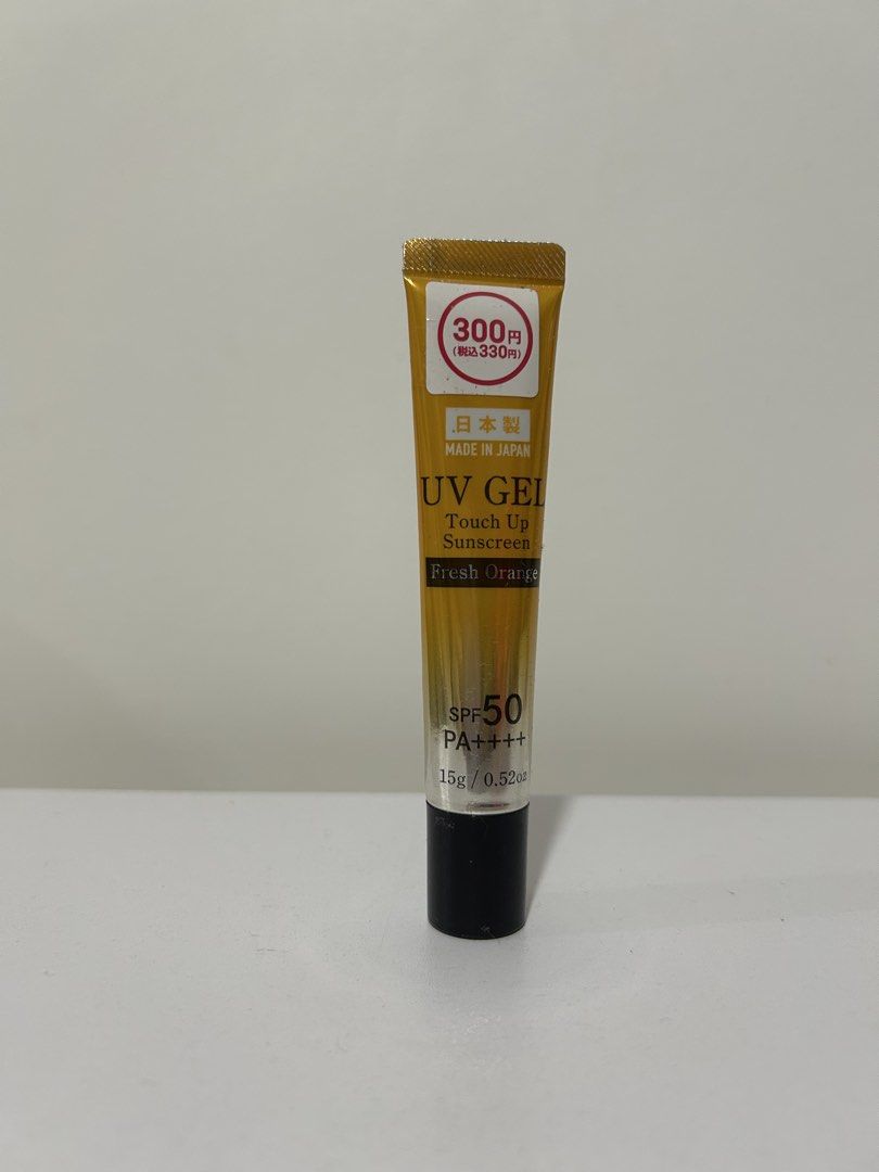 Daiso UV Gel Touch Up Sunscreen (Category: Face Care) located in Rizal. Submitted by CMaeCAme (Listing ID 1456528005, Image 1). Description: Lightweight SPF50 PA++++ formula.