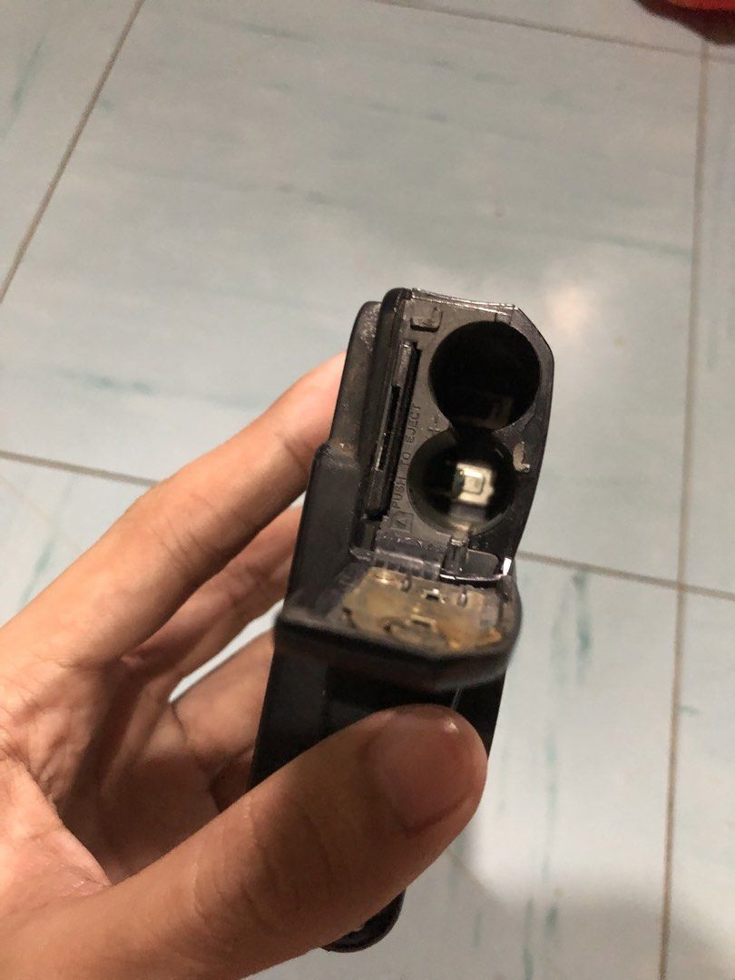 Digicam Fujifilm FinePix C10! Untested. (Category: Cameras) located in Pagsanjan. Submitted by juanitoandalesiii (Listing ID 1456431464, Image 3). Description: Fujifilm FinePix C10 (Untested) -Comes with an free Ip X case and Ip 13/14 case..
