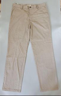 (Category: ) located in . Submitted by aydenthriftwear (Listing ID 1456488767, Image 1). Description: .