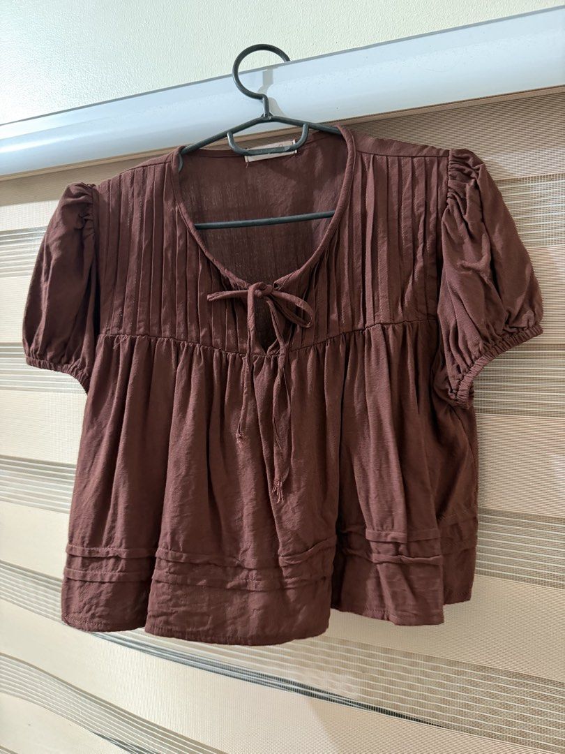 Dominique & Co Soleil Preppy Soft Linen Coordinates in Choco Brown (Category: Sets or Coordinates) located in Antipolo. Submitted by jaot19 (Listing ID 1456573355, Image 1). Description: Small-Medium size End part of ribbon needs stitching Skirt has inner shorts Just needs ironing/steaming Used once only.