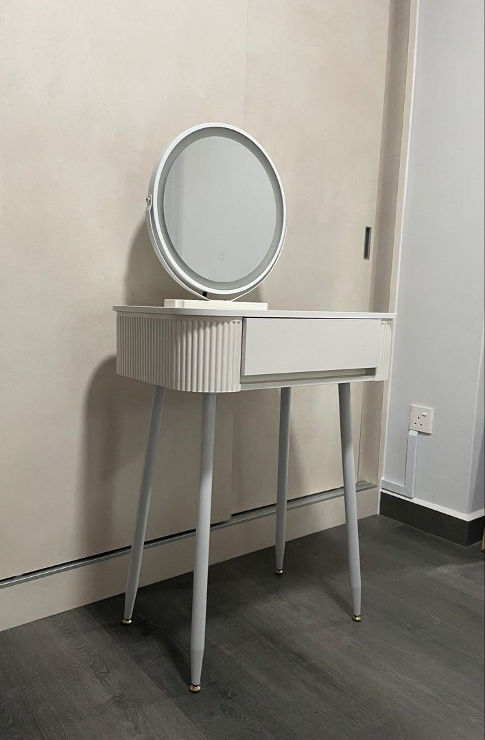 Dressing Table (Category: Other Home Furniture) located in Singapore. Submitted by possibilities_opportunities (Listing ID 1456571685, Image 1). Description: Modern Dressing Table with 3-colour light. Approx dim: L60cmxD40cmxH76cm. Table top to Mirror H44cm. Owned the unit for about 9 months only. Condition tip top. Can assemble or disassemble for easy transport. Cash and Carry on 22/8 Saturday after 11am..