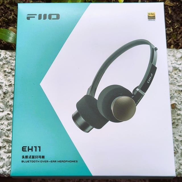 FiiO EH11 Bluetooth Over-Ear Headphones (Category: Headphones & Headsets) located in Dasmarinas. Submitted by zildthereaper (Listing ID 1456566754, Image 2). Description: - FiiO EH11 Over-Ear Bluetooth Headphones Hi-Res Audio Wireless Certified - Soft and Comfortable Earcups - Includes Original Box, extra earpads and charging cord - Delivers Great Sound Quality - Upto 30hrs battery life on single charge Tested for 1 day Complete package: Box, ext