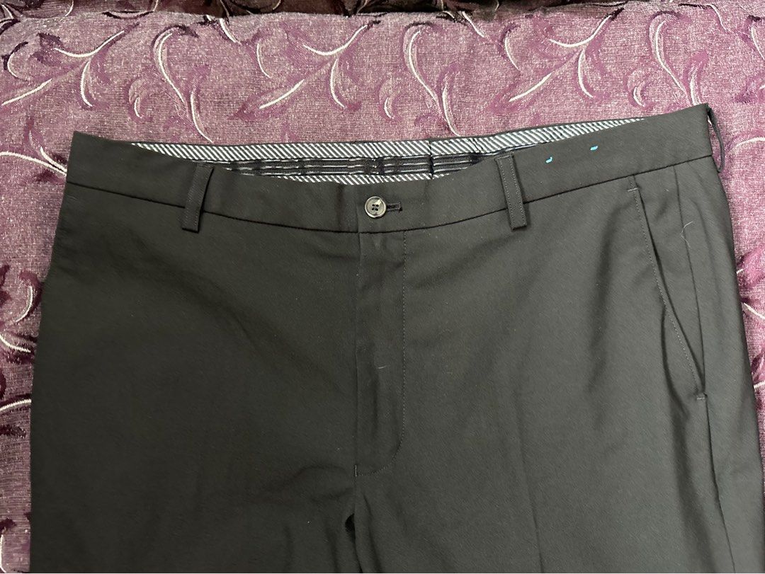 G2000 Black Slacks (Category: Trousers) located in Silang. Submitted by ws.thrift (Listing ID 1456520261, Image 1). Description: Details ⬇️ G2000 Dress Pants (Black) Clean and versatile G2000 dress pants featuring a classic regular fit, multiple pockets, belt loops, and subtle striped detailing along the inner waistband. Size: 35 Waist: 35” Length: 38 Fit: Regular Fit Condition: 8.5/10 Color rate: 9/10 Issue(s): Minor blue marks near the waistban
